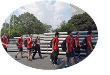 宏鑫科技公司接軌“長(zhǎng)三角”開(kāi)出新路 與上海交大合建學(xué)生“社會(huì)實(shí)踐基地”，首批25位師生昨冒暑前來(lái)考察參觀